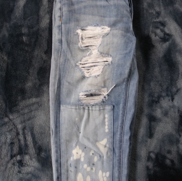 American Eagle Vintage Hi-Rise Jeans - Picture 3 of 8